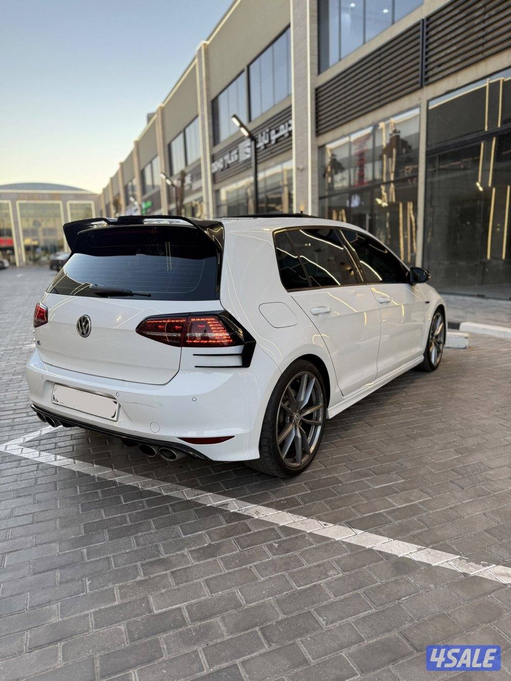 جولف R موديل 20175