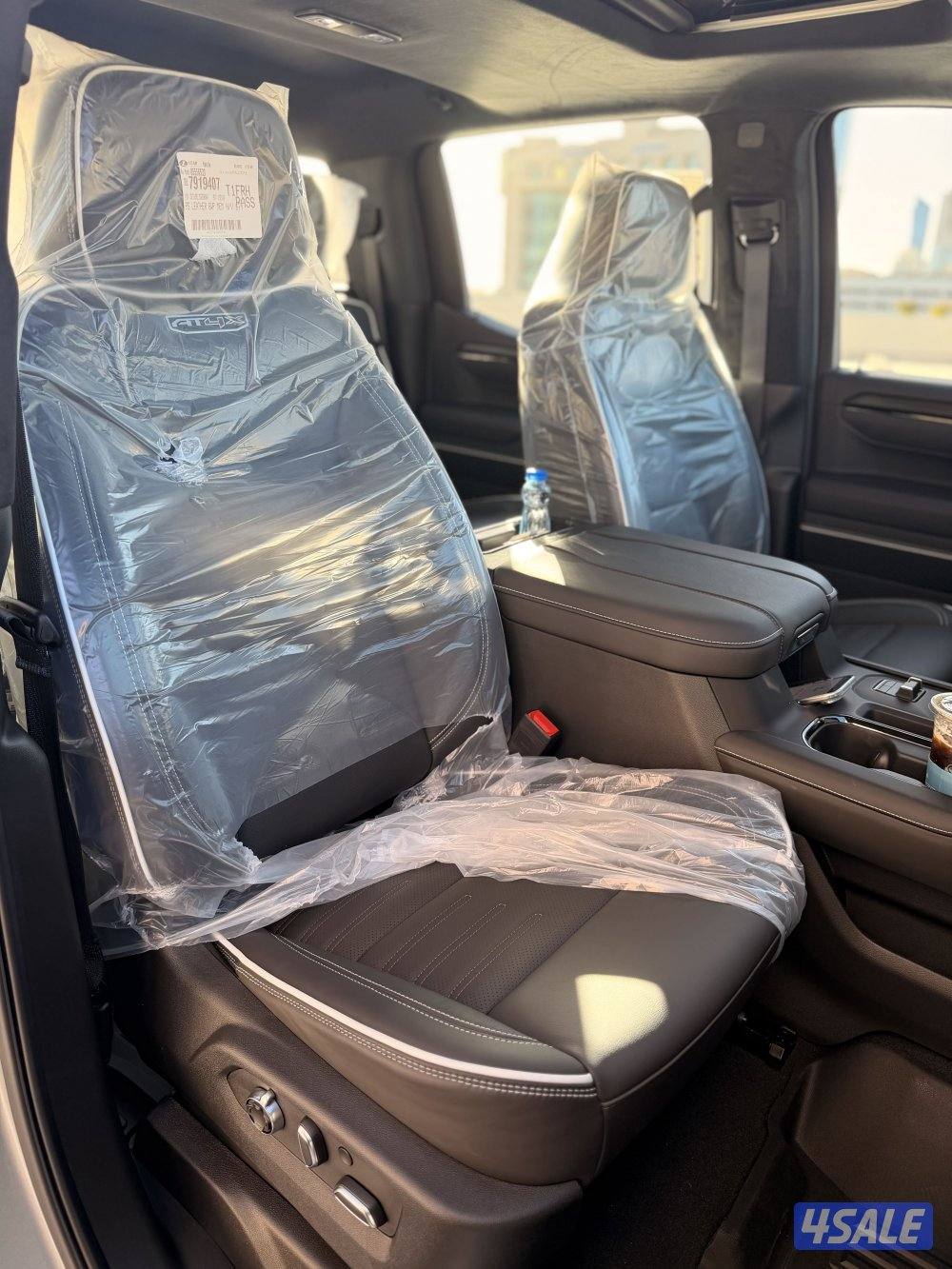 للبيع سيرا اصفار  AT4X قمارتين11