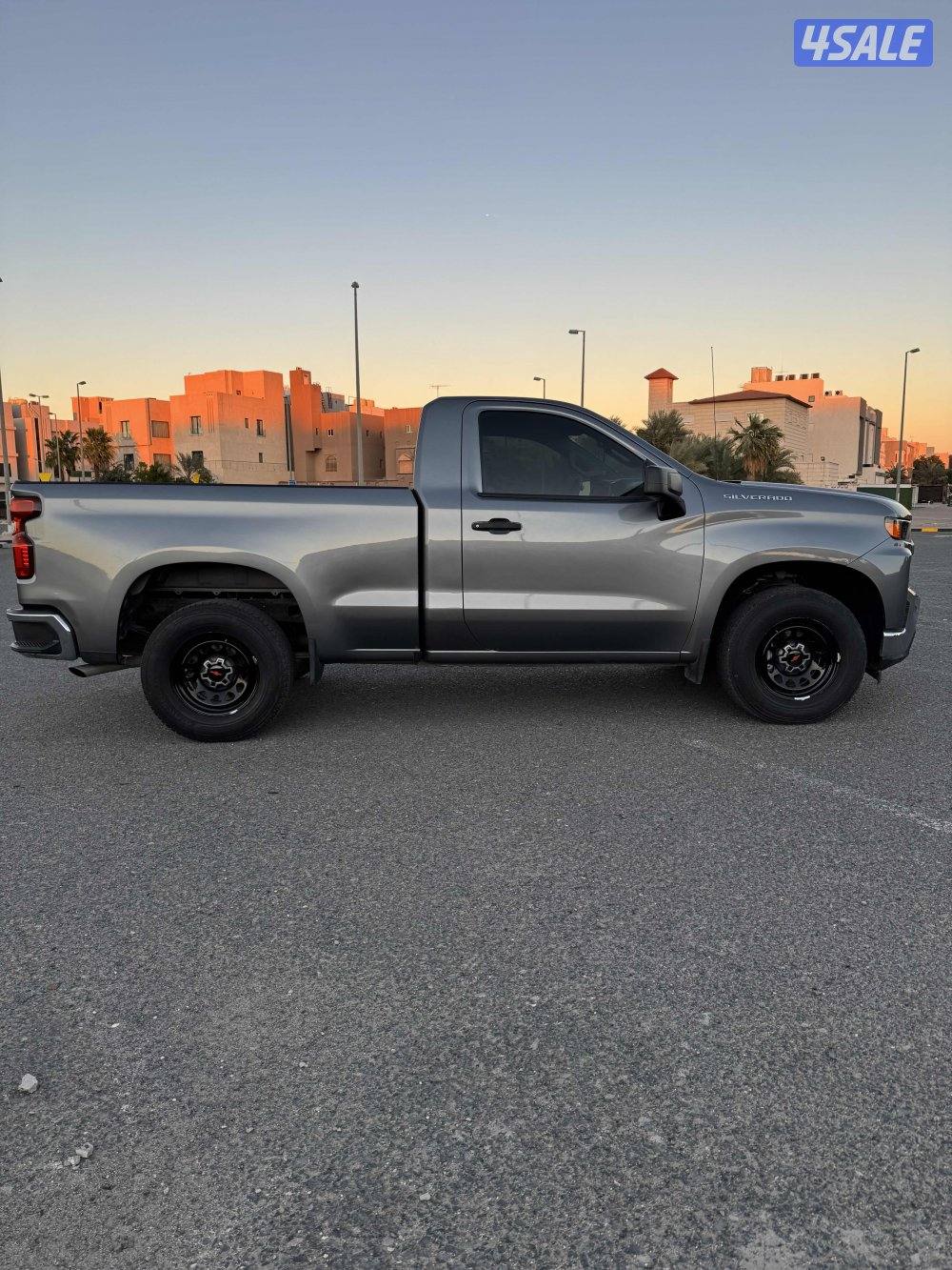 للبيع سلفرادي ٢٠٢٠2