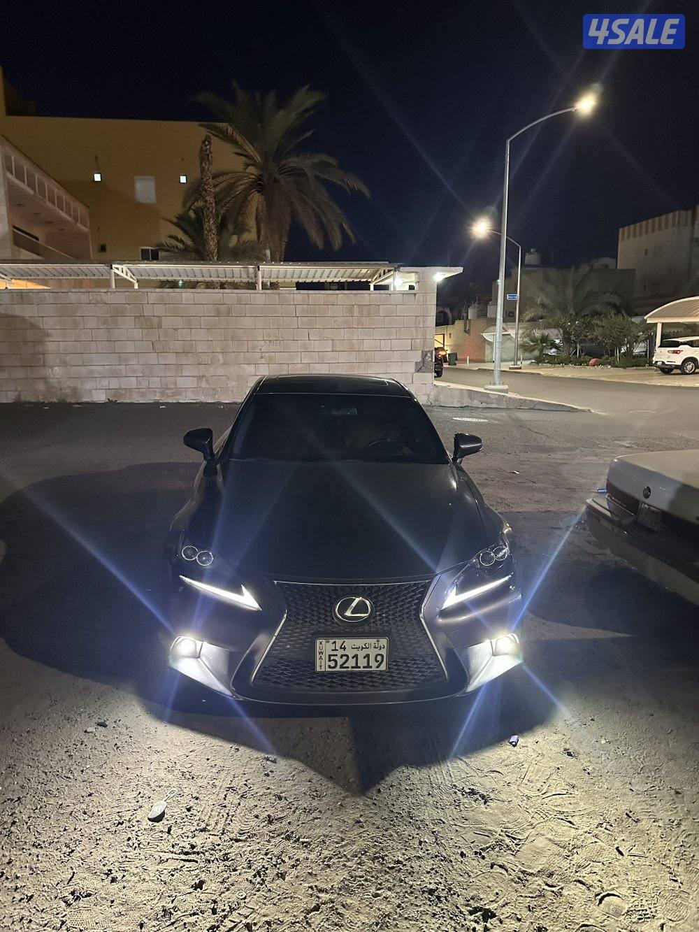 لكسز is350F sport  ماشي ١٧٤ شرط الفحص قير مكينه شاصي0