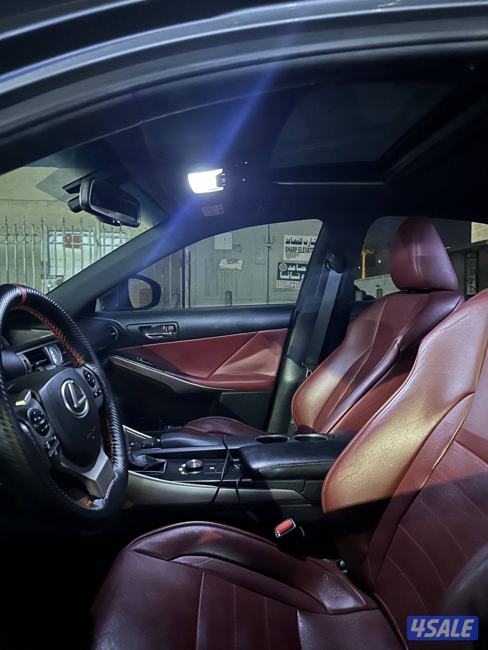 لكسز is350F sport  ماشي ١٧٤ شرط الفحص قير مكينه شاصي3