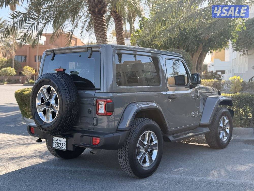 للبيع رانجلر صحارى عداد 39 الف فقط4