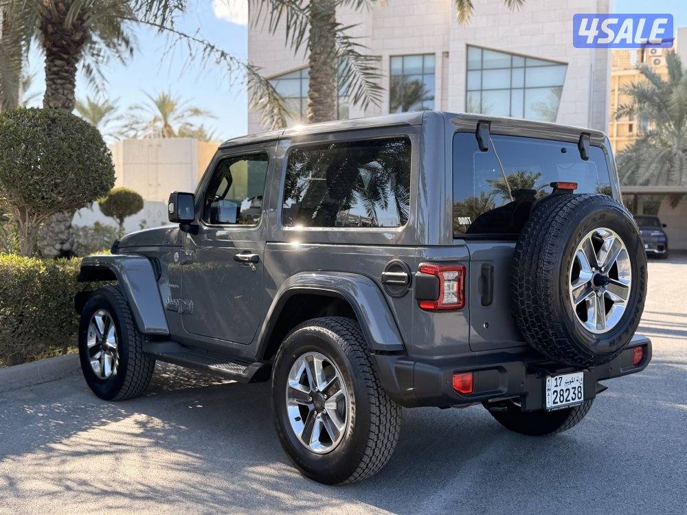 للبيع رانجلر صحارى عداد 39 الف فقط5