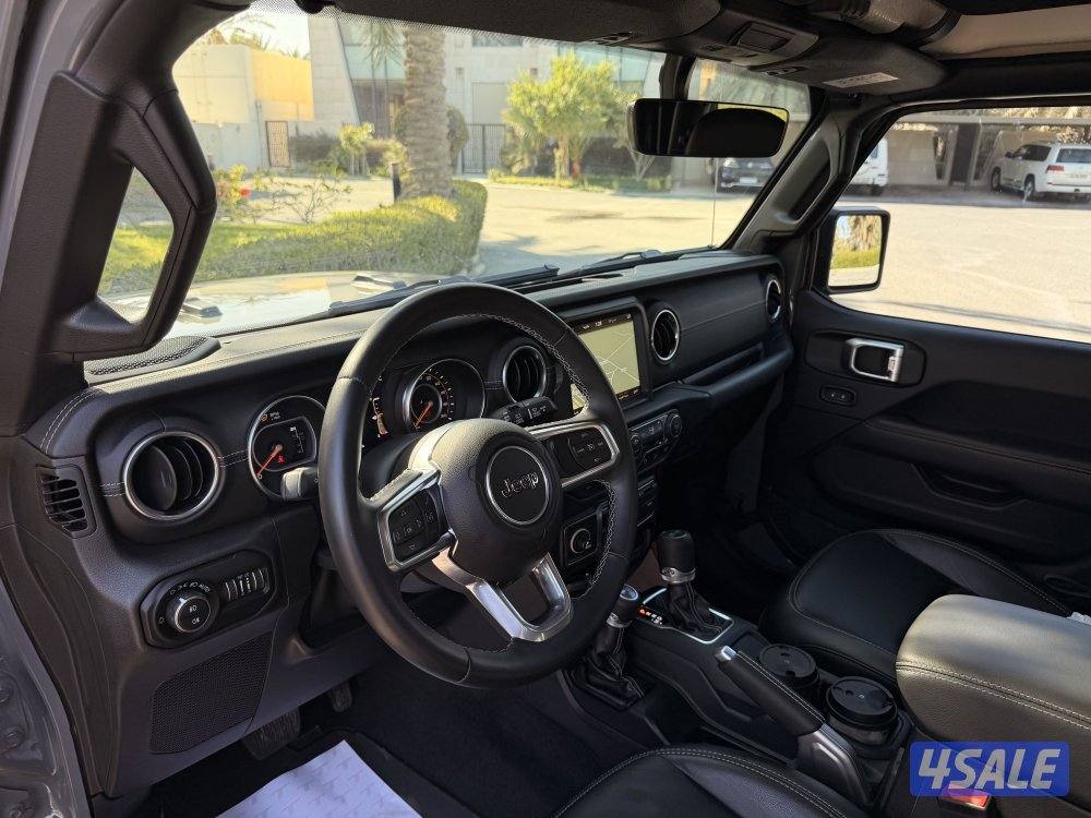 للبيع رانجلر صحارى عداد 39 الف فقط9