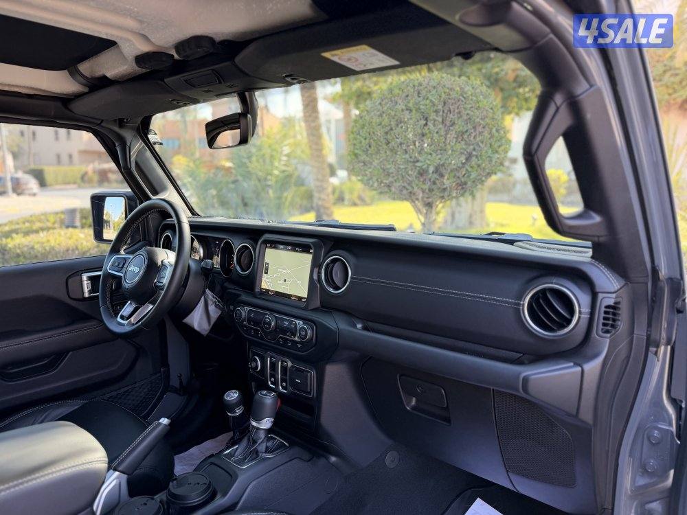 للبيع رانجلر صحارى عداد 39 الف فقط10