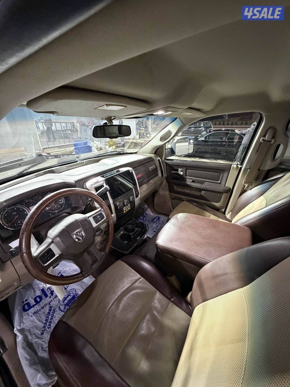 دودج رام كلاسك8