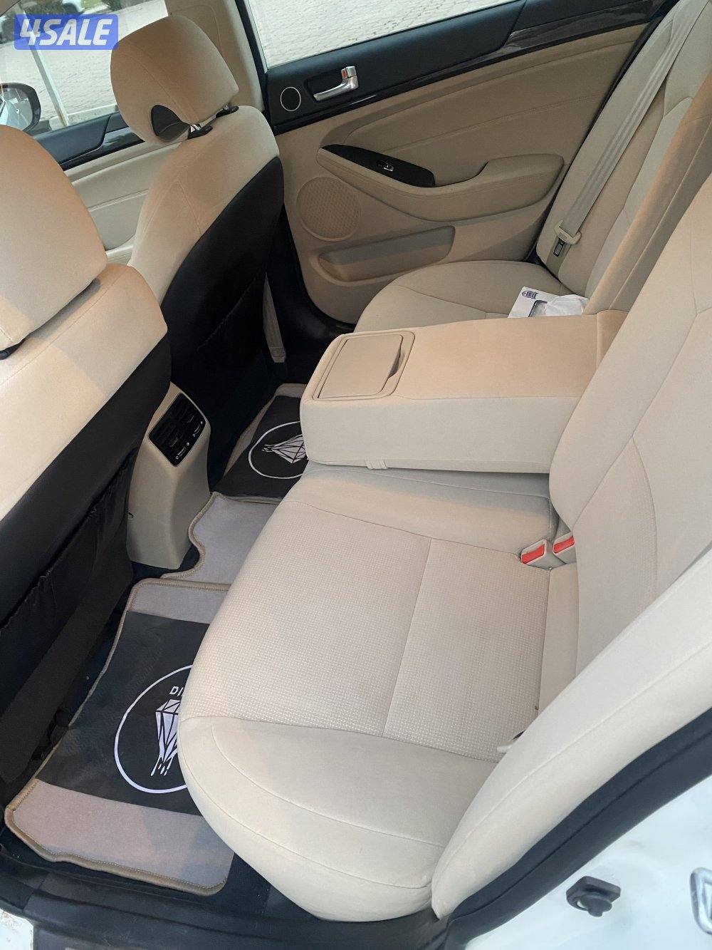 للبيع كيا كدنزا موديل 2015 ماشي 181 بحالة ممتازة فحص غير مكينة شاصي صب3