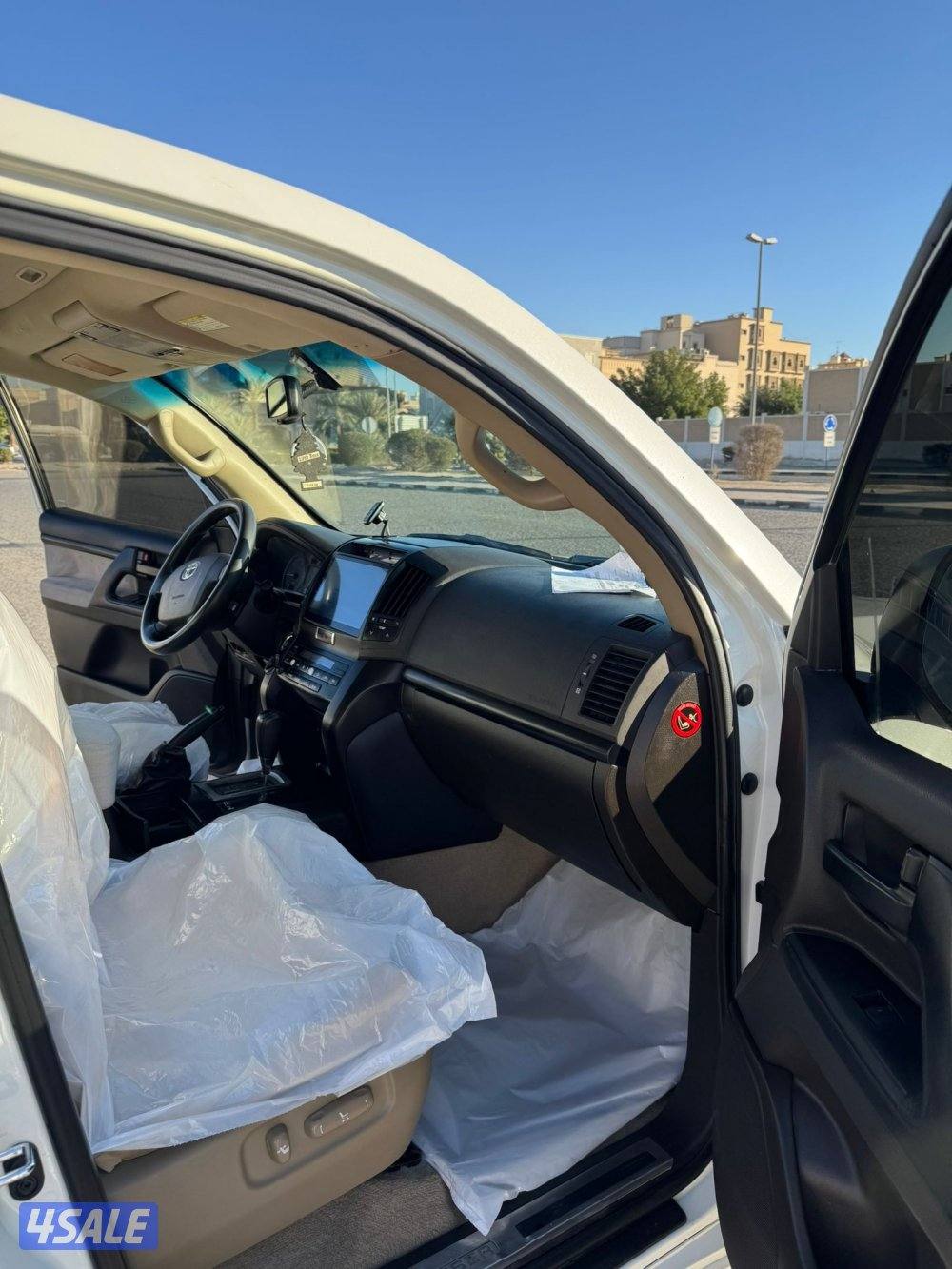 لاندكروزر GXR1