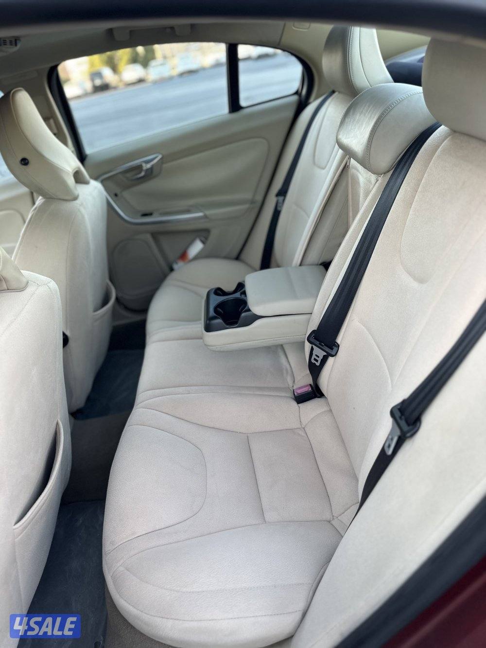 فولفو 2011 S60 شرط الفحص 6 سلندر AWD عداد116 كم سيرفيس وكاله منتظم9