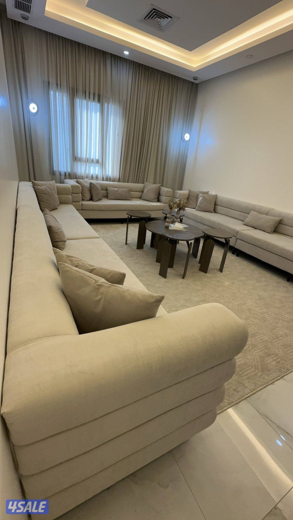 للبيع صاله3