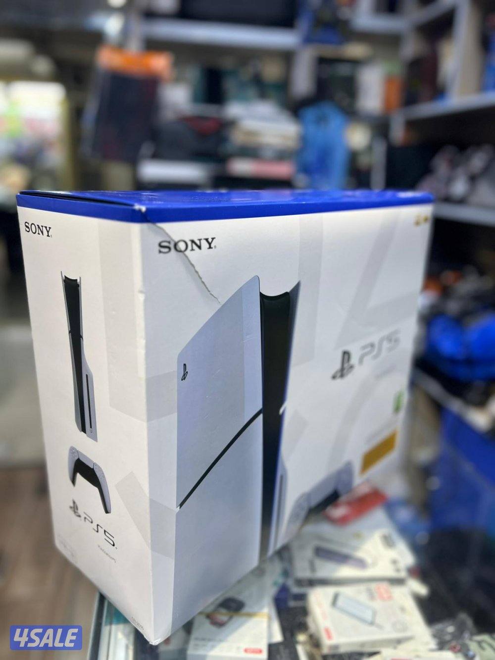 ps5 slim 1tb   used with one controller with box and cables1