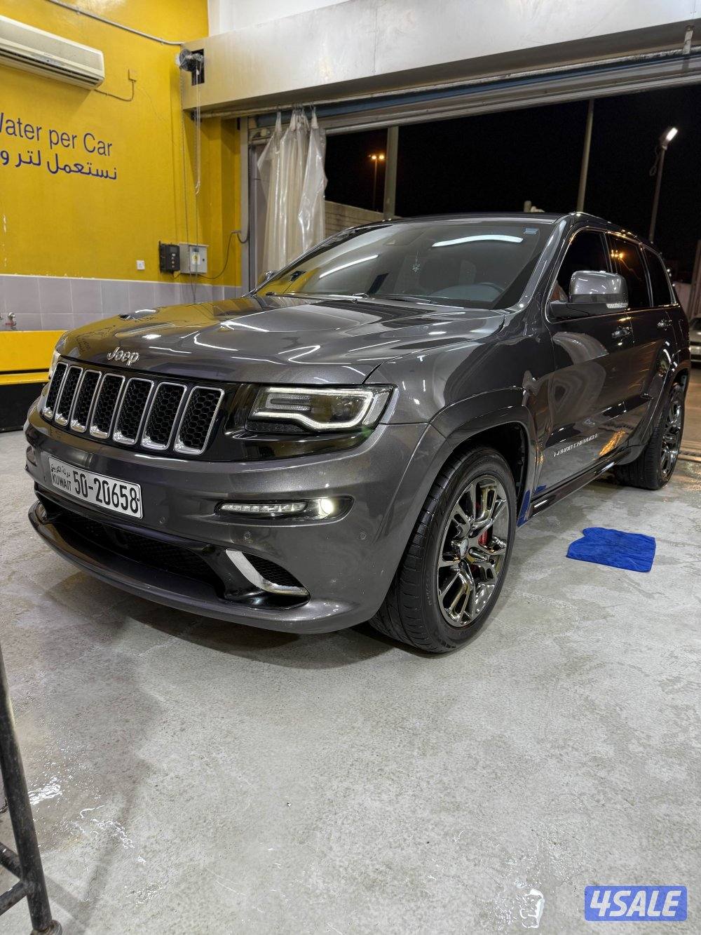 Grand Cherokee SRT0