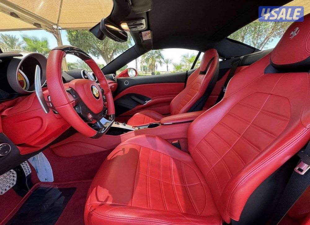 للبيع فيراري كلفورنيا T4