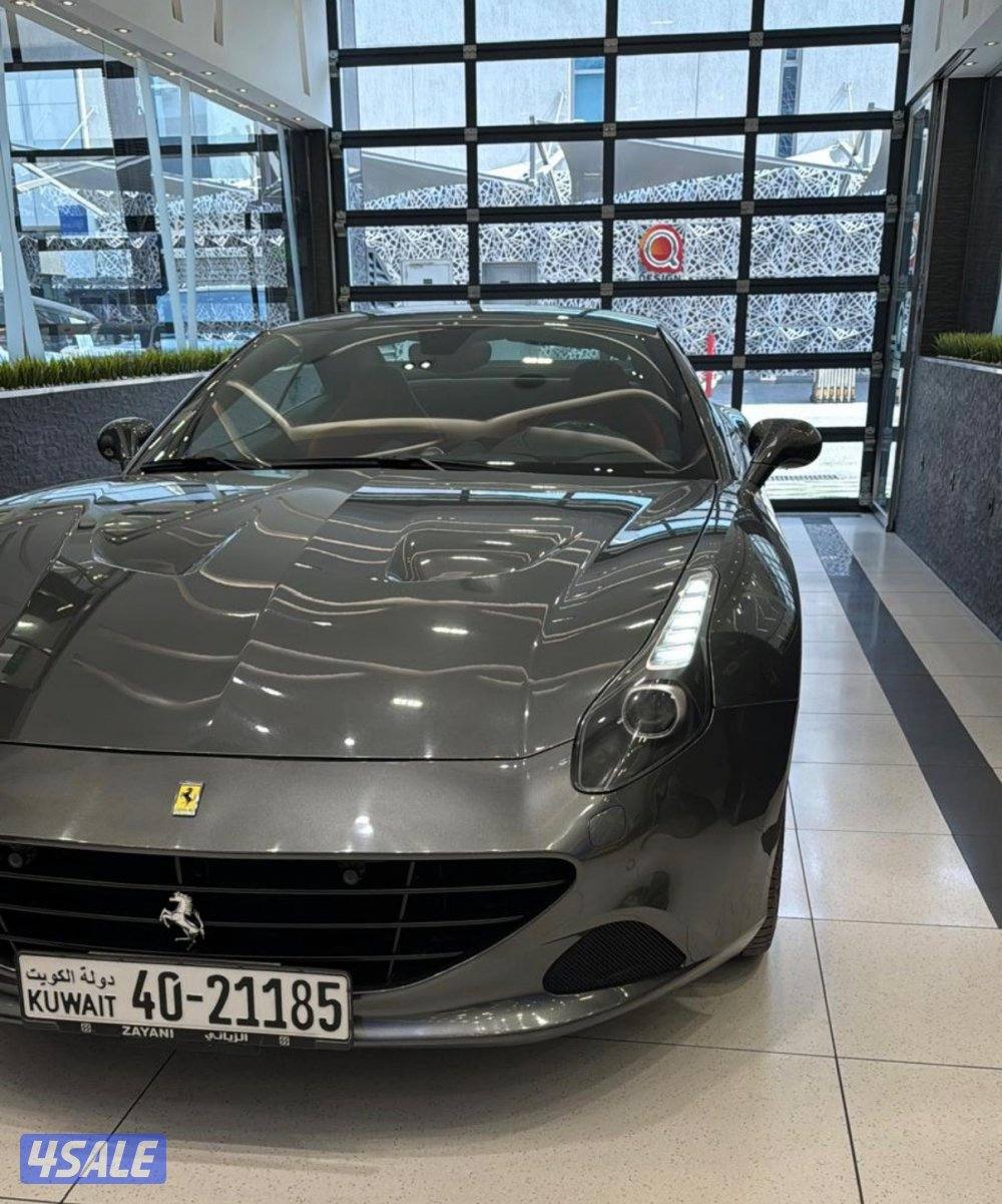 للبيع فيراري كلفورنيا T8