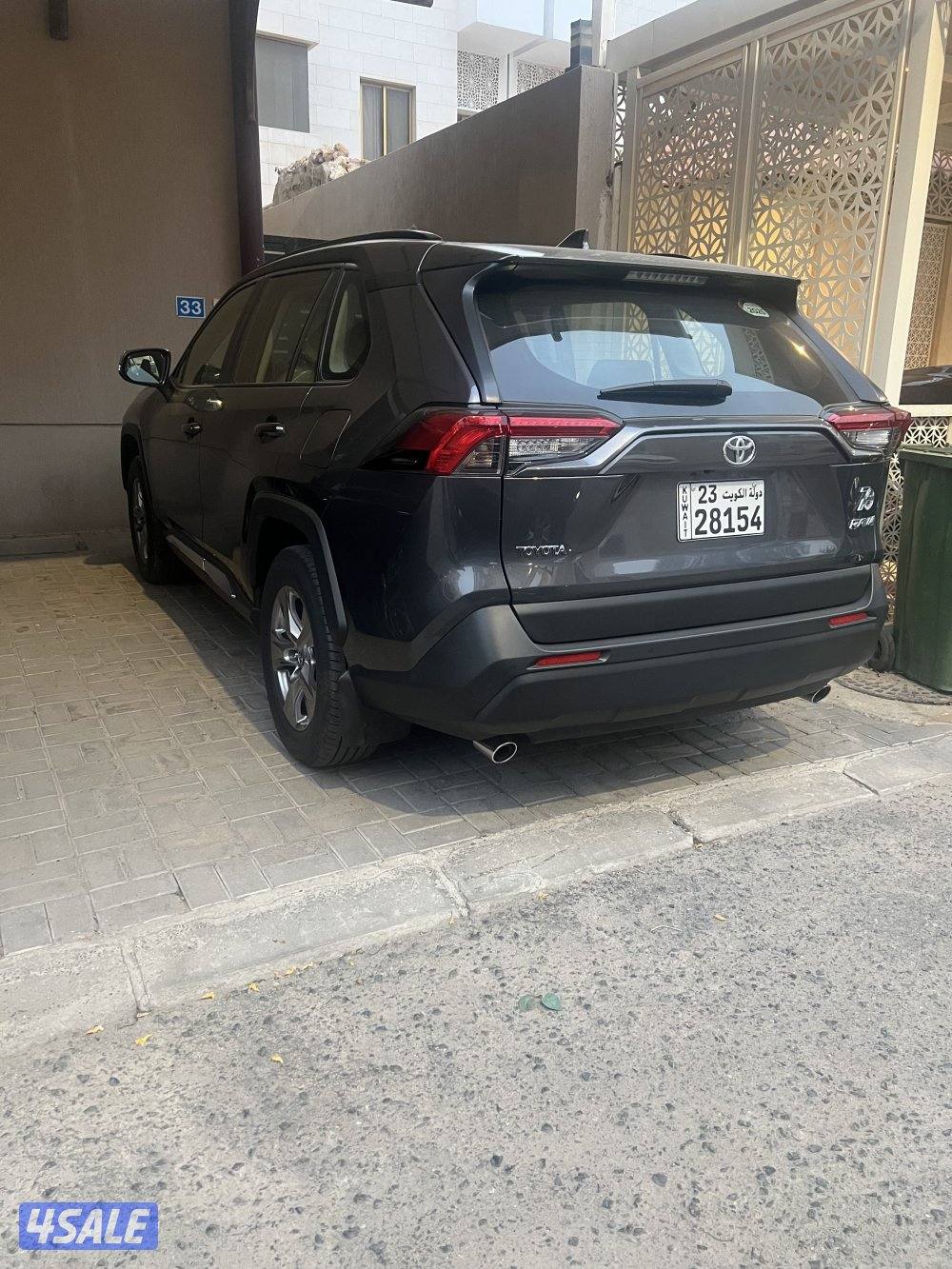 راف 4 ماشي١١٠٠٠ سرفيس الوكاله شرط الفحص وتحت الكفاله0