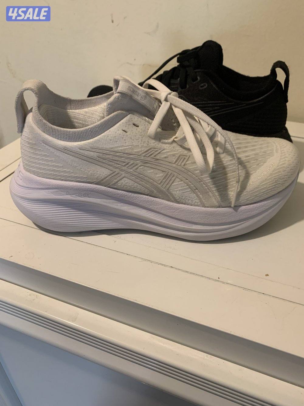 ايسكس مقاس 37 ونص نفس الجدد شرط اصلين سعرهم اثنينهم 301