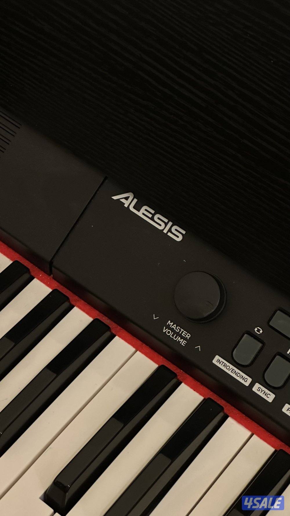 ALESIS VIRTUE 88-Key Digital Piano with Bench, Black - A-VIRTUE-BLK2