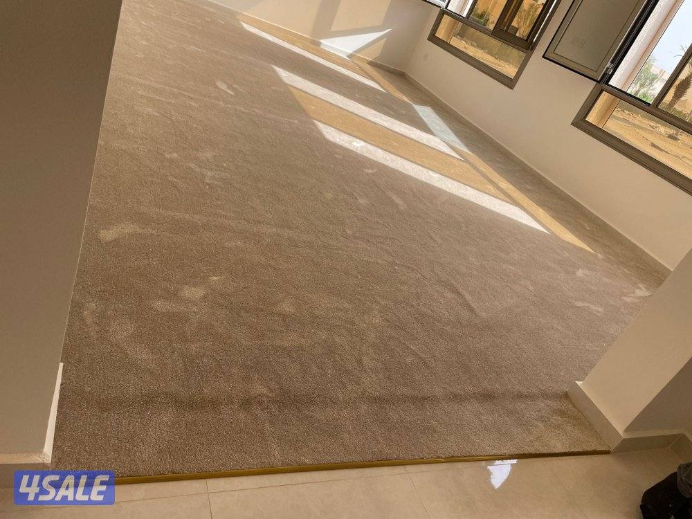 يوجد لدينا جميع انواع السجاد بسعار مميزه8