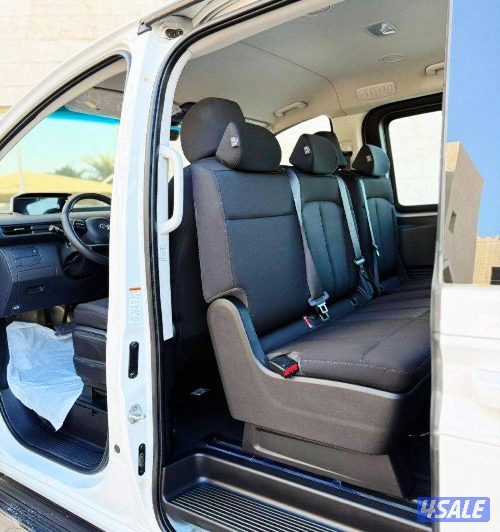 للجادين فقط،12