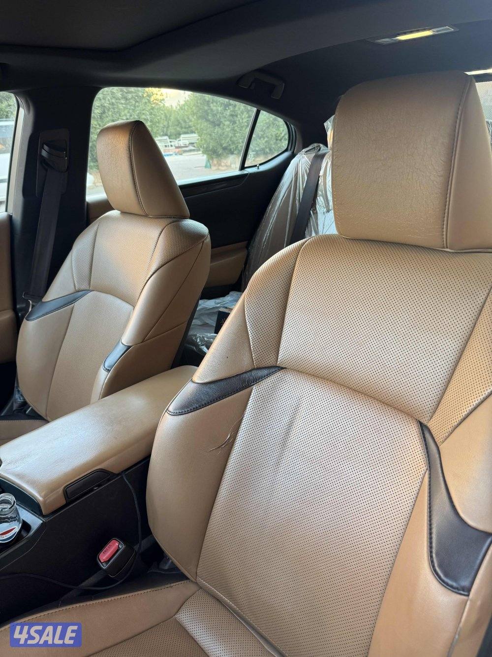 لكزس 2019 es3501