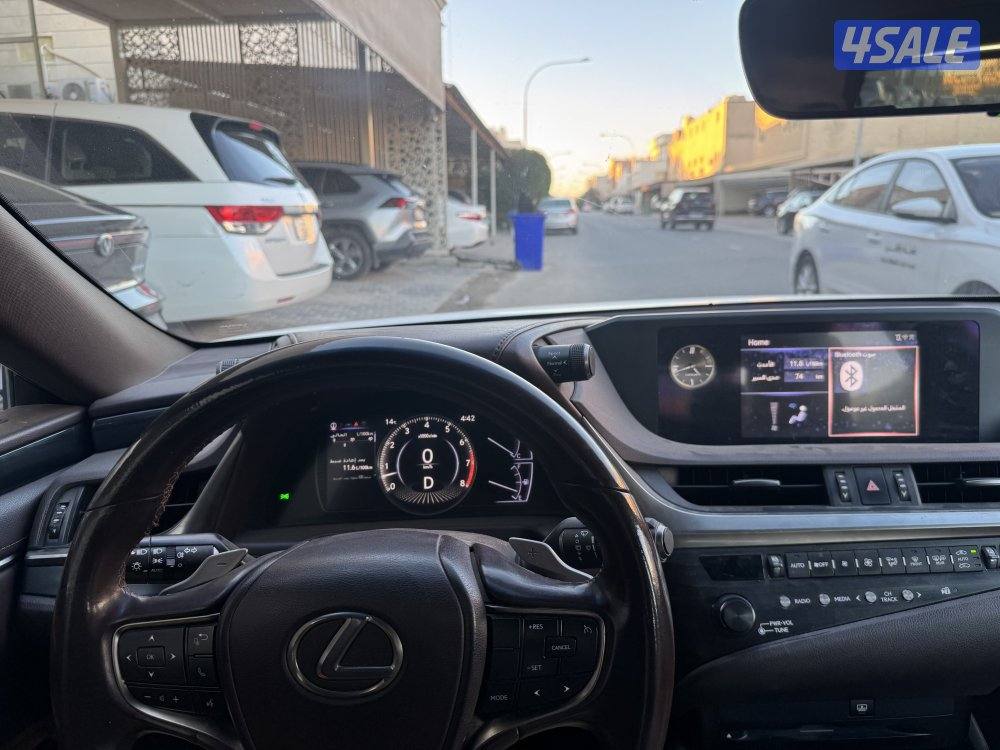 لكزس 2019 es3504