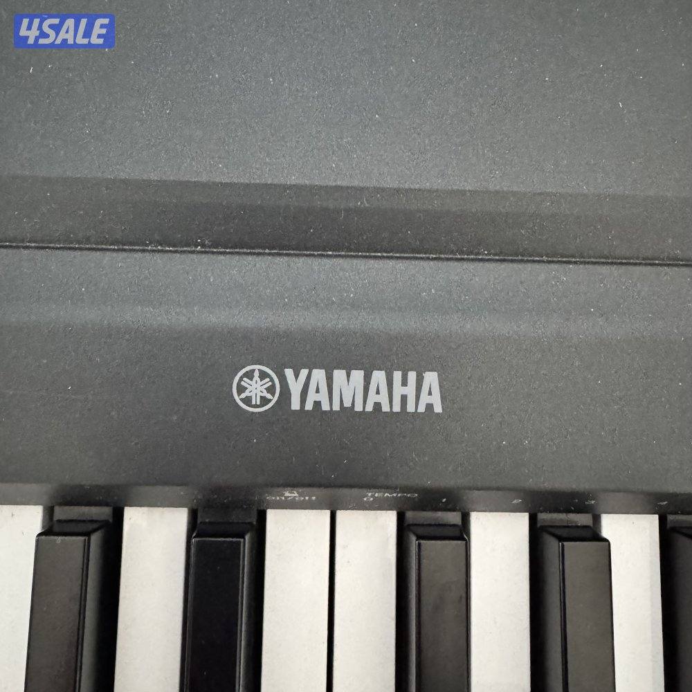 Digital Piano Yamaha P-45 with stand, suspension pedal.2