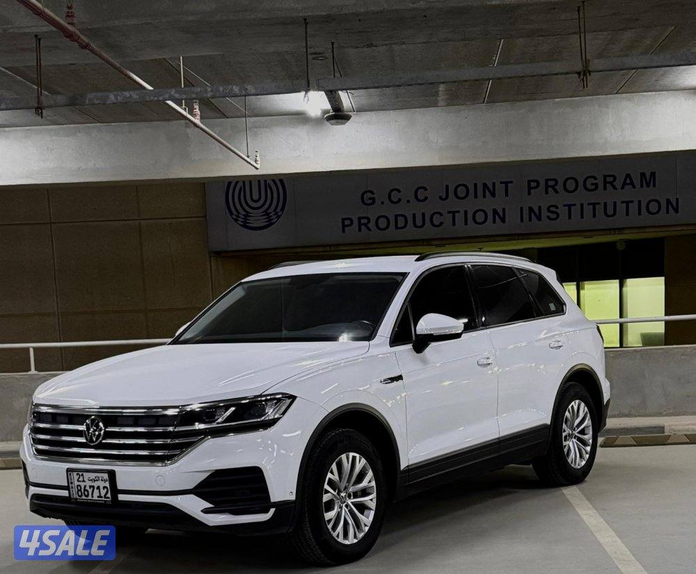 للبيع طوارق 2023 عداد ٨٢ الف0