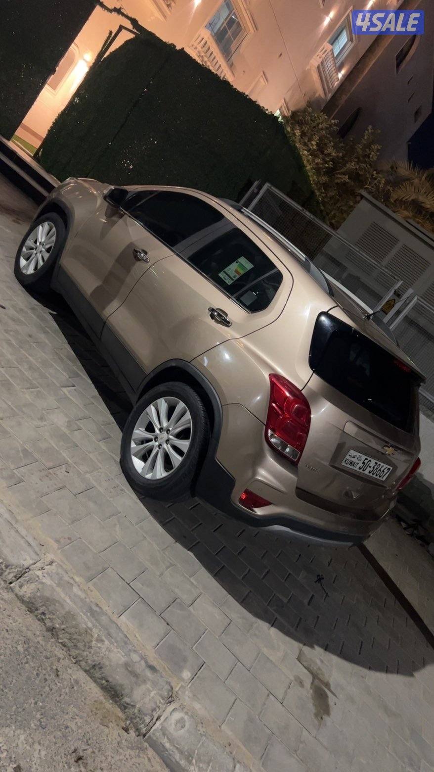 للبيع تراكس1