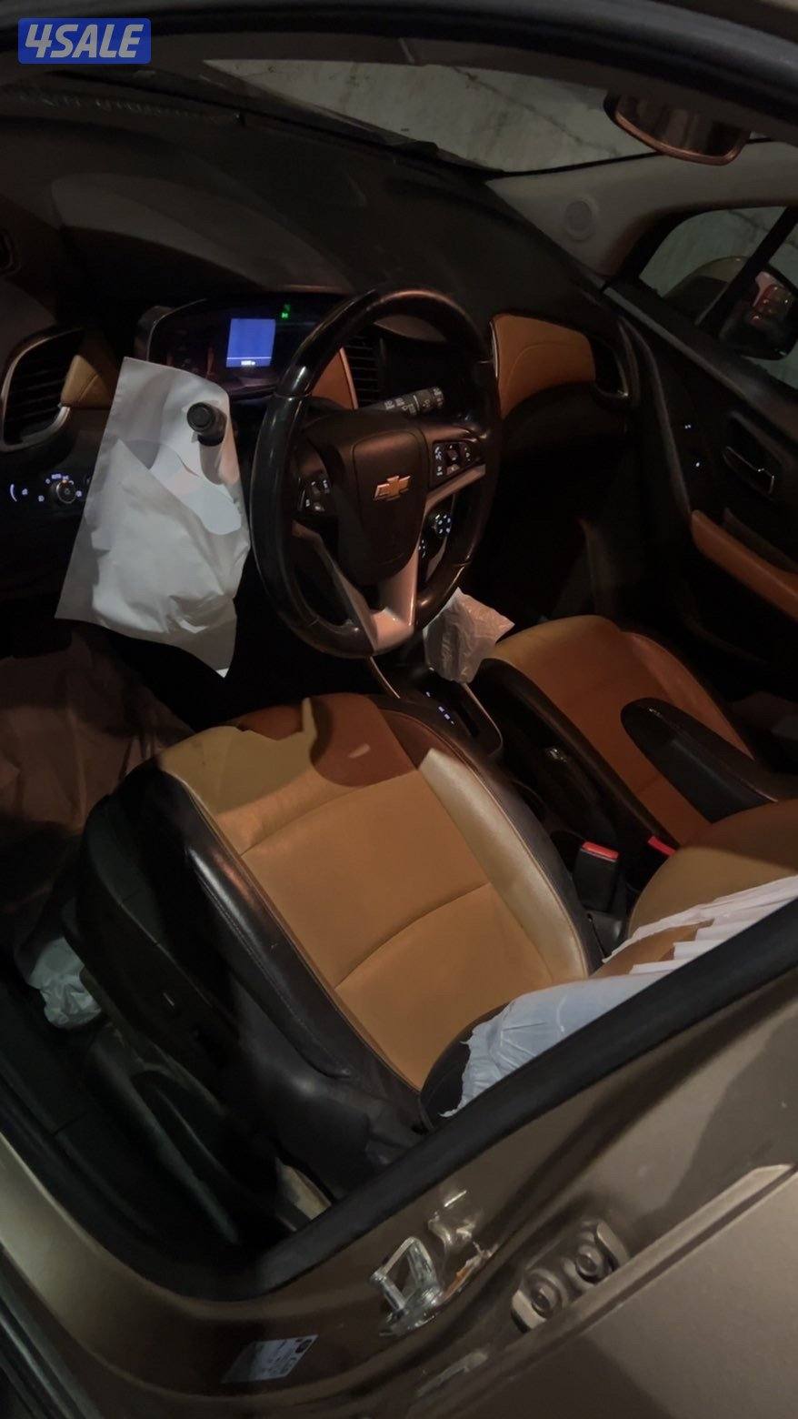 للبيع تراكس0