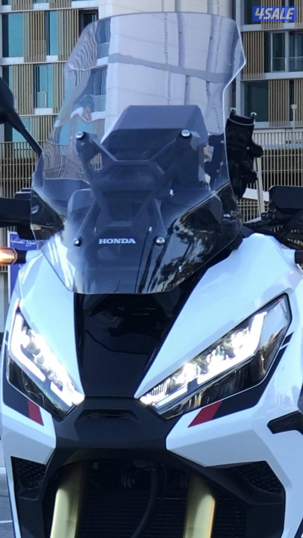 Honda x adv 750special edition0