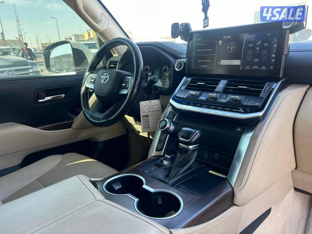 تويوتا لاند كروزر GX.R AEROs
 twin turbo.V6
موديل 2022
ماشى 159.000 km7