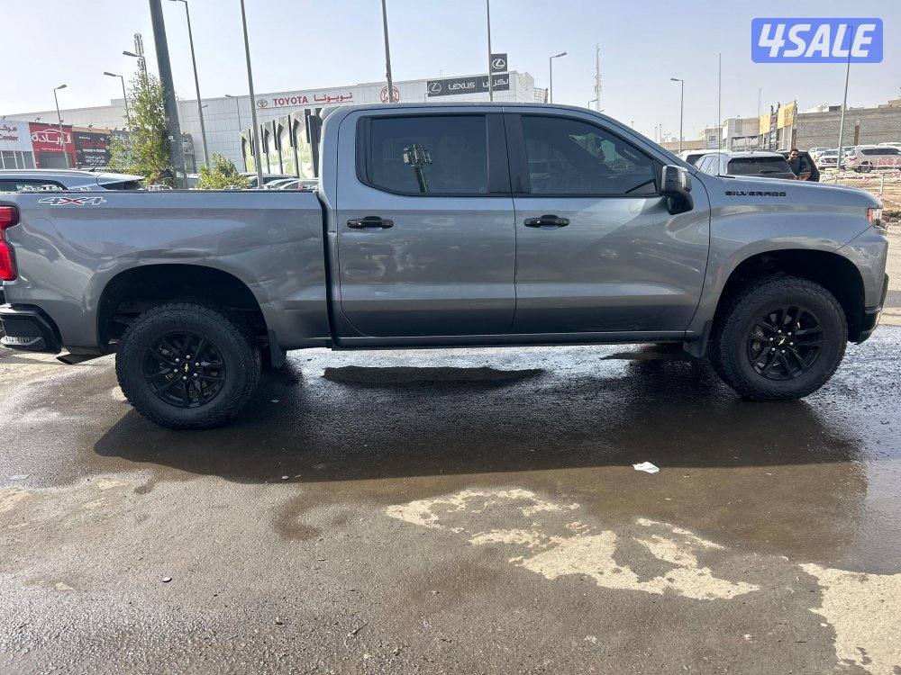 شيفرولية سلفرادو 1500.LT 
موديل 2019
ماشى 173.000 k.m 
وارد الغانم3