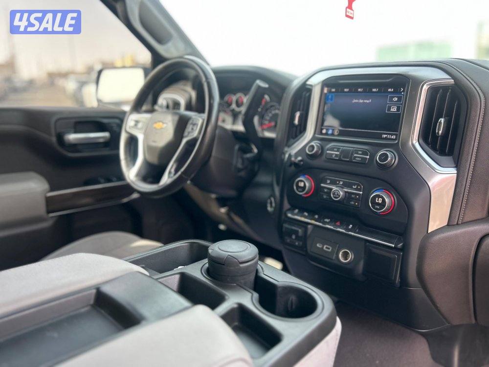 شيفرولية سلفرادو 1500.LT 
موديل 2019
ماشى 173.000 k.m 
وارد الغانم7