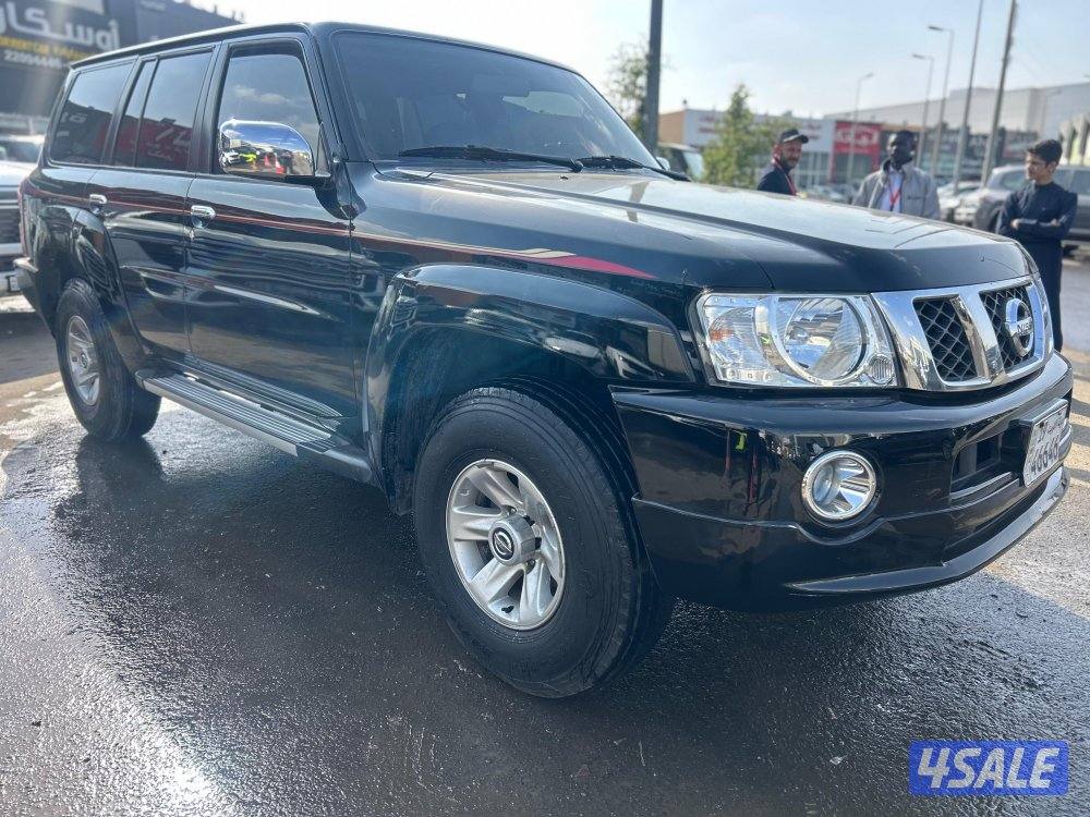 نيسان باترول سفارى
موديل 2023
ماشى 92.000 k.m 
وارد البابطين  .1