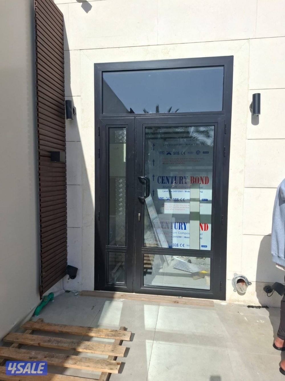 Aluminium and shutters glass decore0