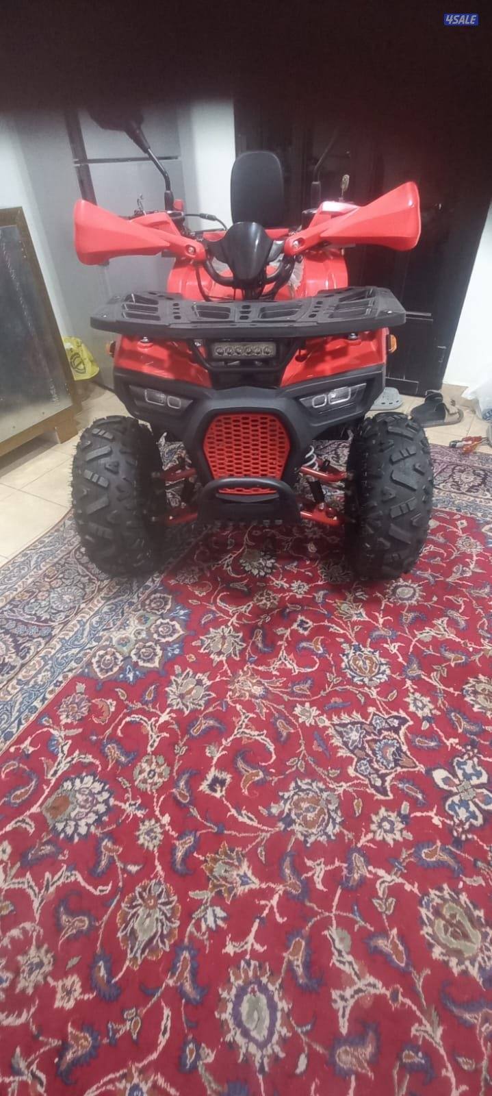 ماشي ٧ مرات فقط نضيف جدا قابل لامساومه بالمعقول مكينه ١٠٠ ماشي ٣٠٠٠0