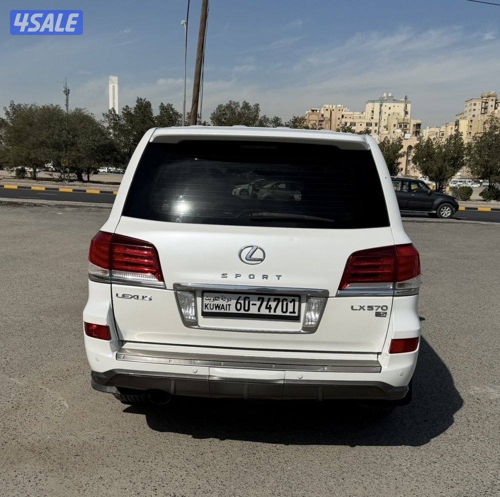 للبيع جيب لكزس سبورت 20145