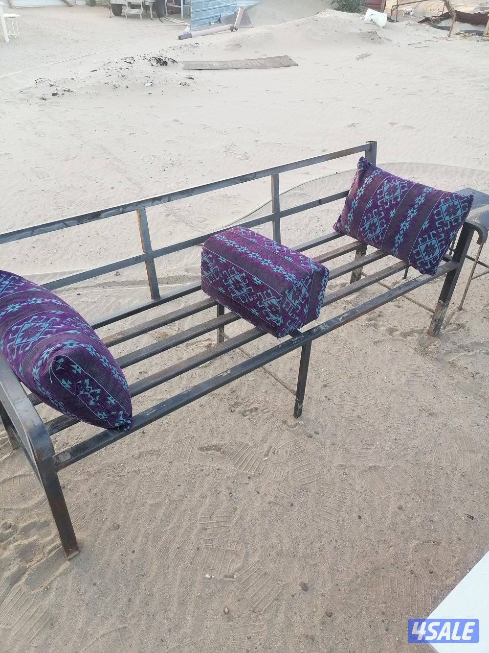 كراسي حديد مع الفرش1