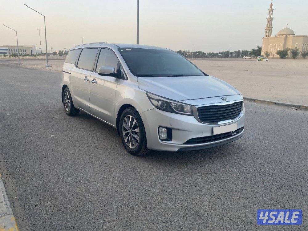 2017-Kia Carnival0
