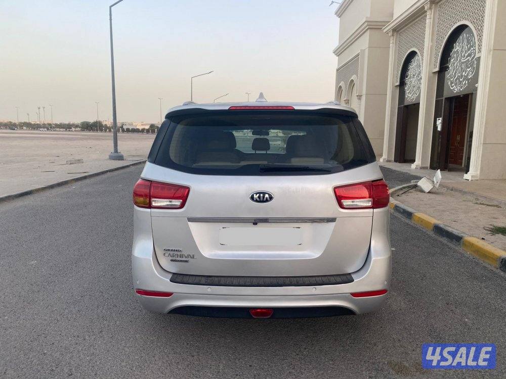2017-Kia Carnival5