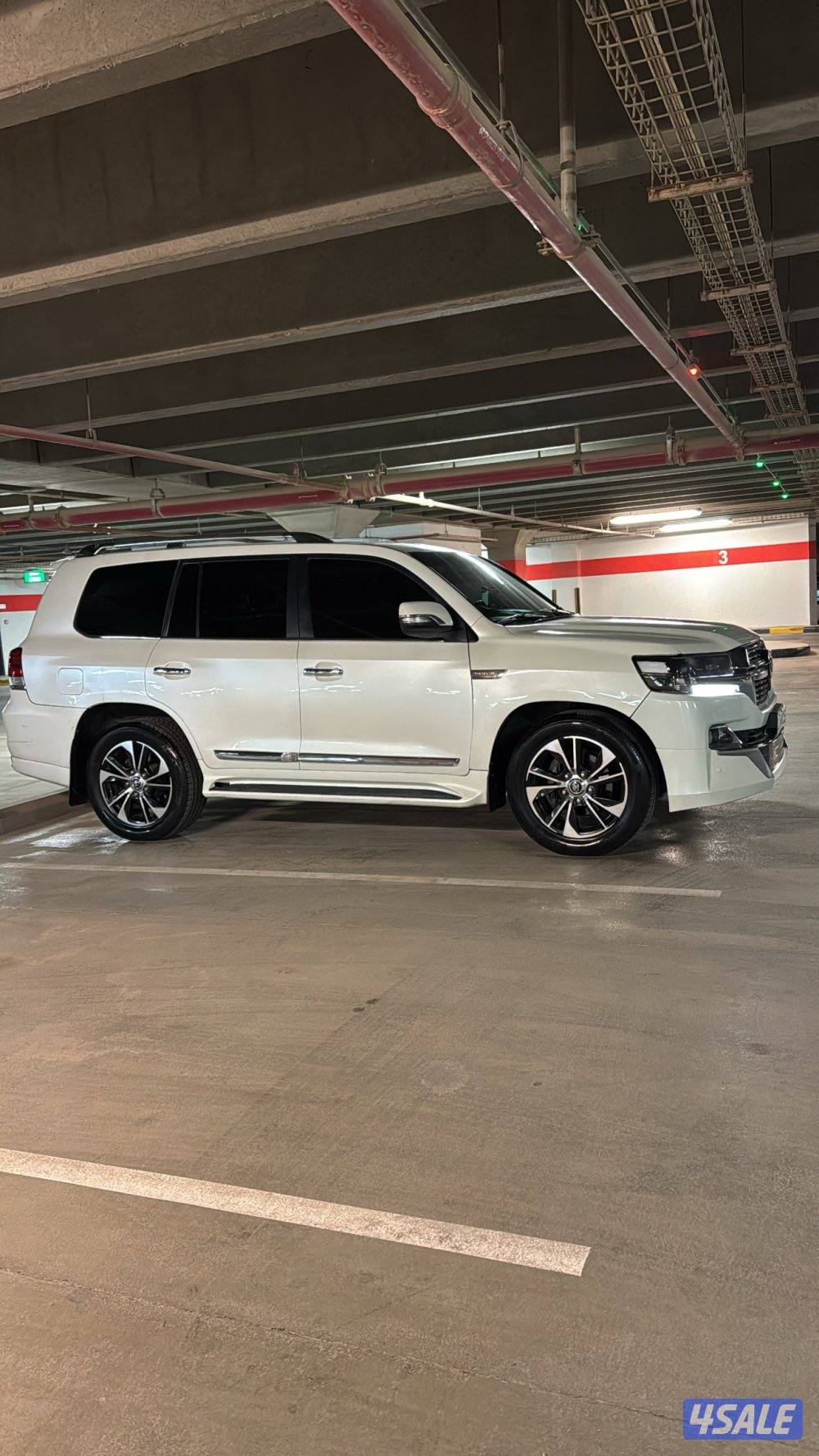 للبيع لاند كروز 2011 مجدد 2021 بالكامل4