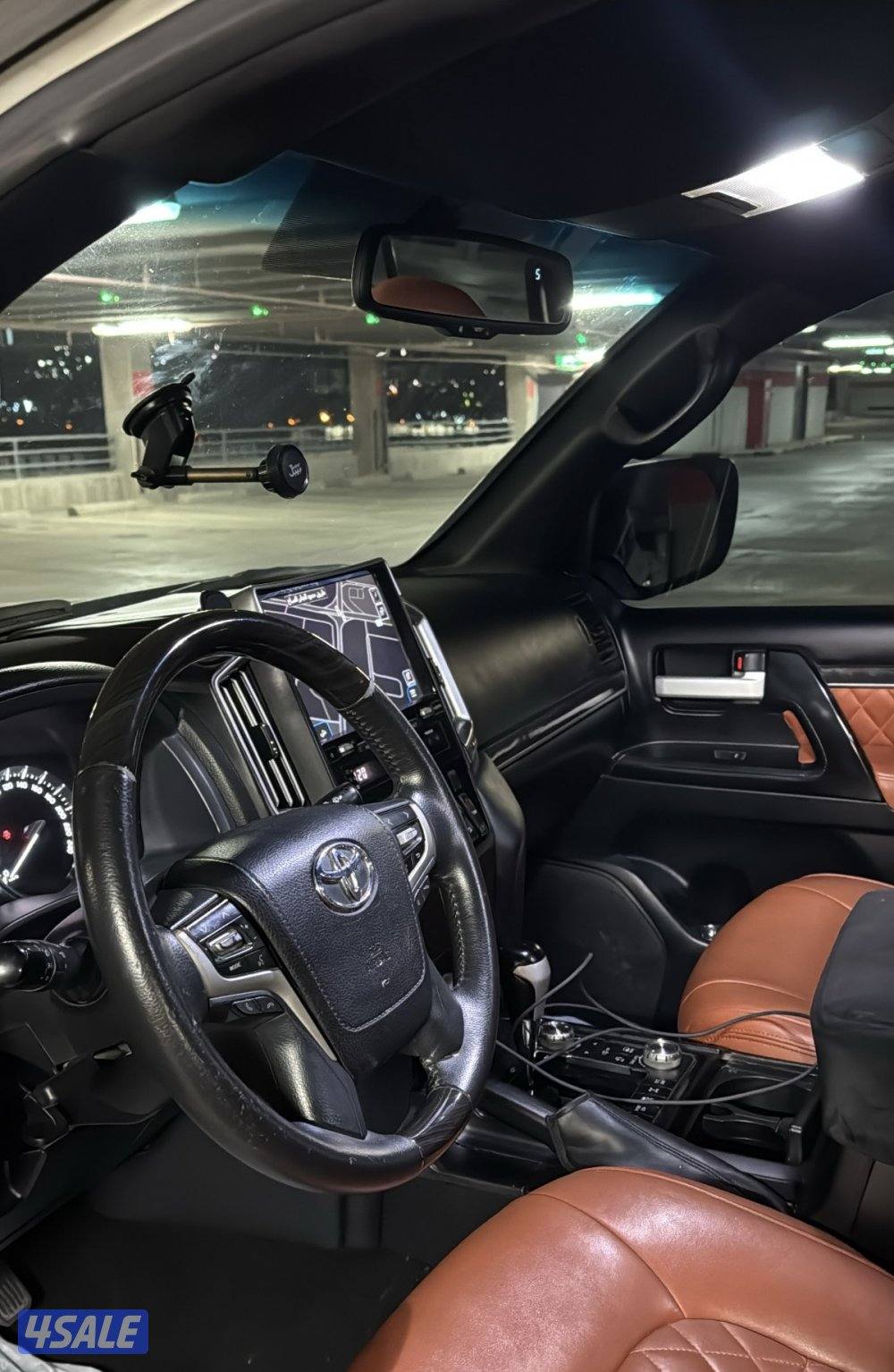 للبيع لاند كروز 2011 مجدد 2021 بالكامل8