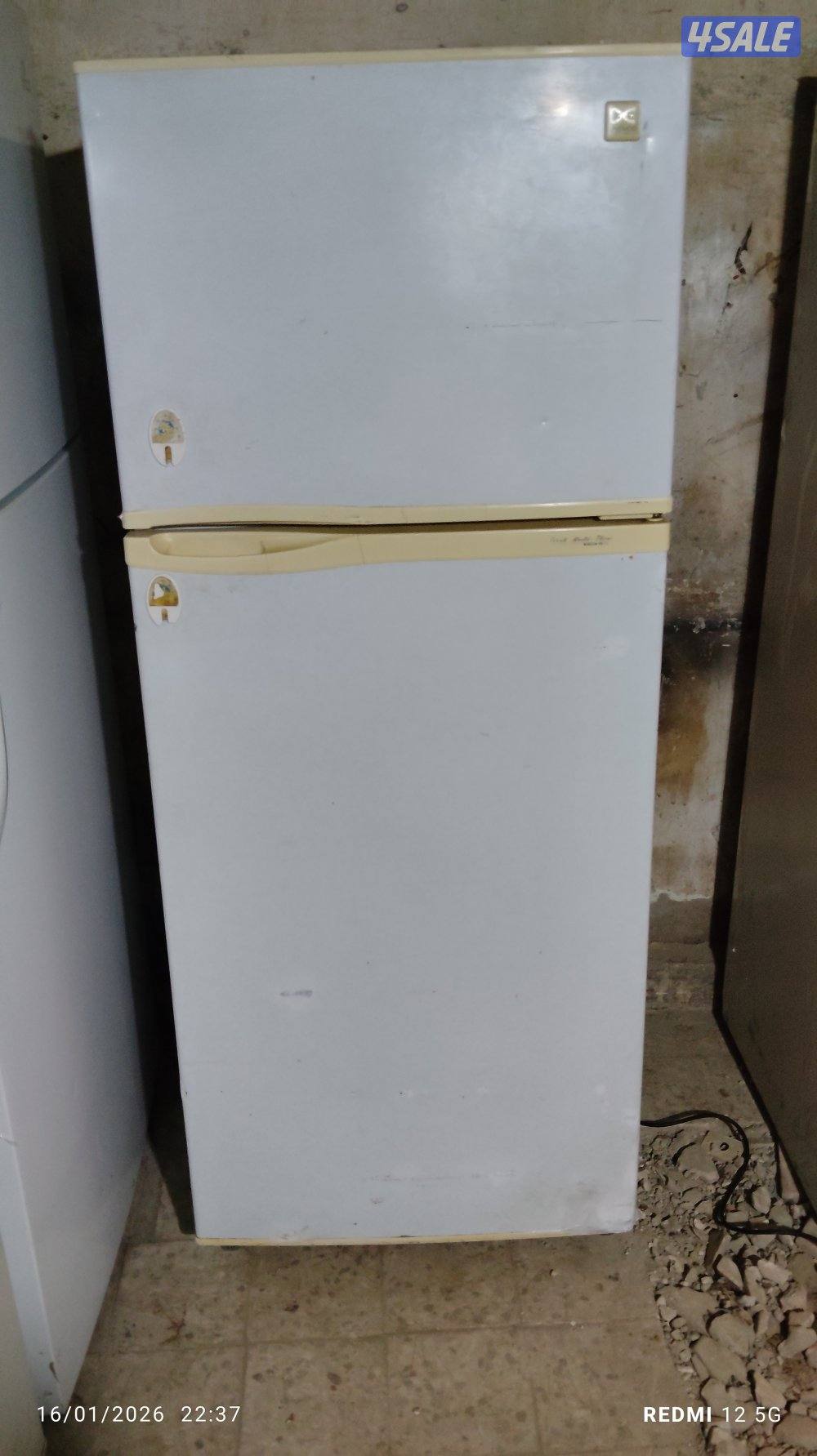 نبيع ثلاجه هيتاشي 20 قدم بحاله ممتازه7