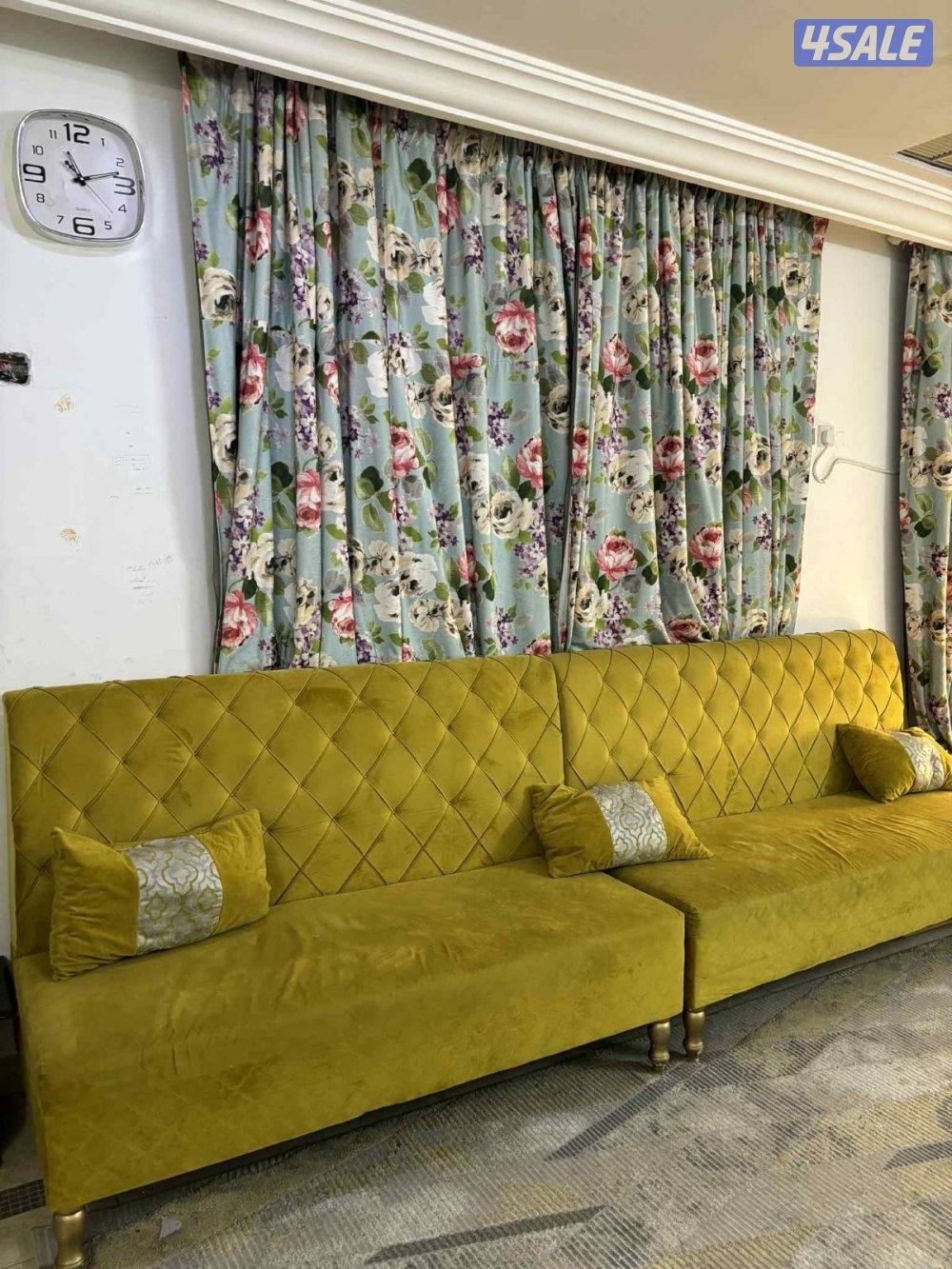 كنفات تتكون من ٥ قطع كبيرة  وزاوية بحالة شبه جديدة3