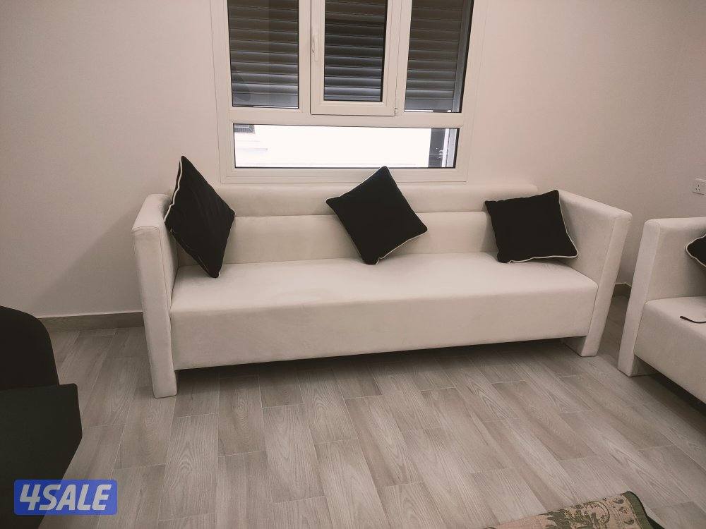 للبيع سجاد تركي سادة ومشجر مساندة وحفر يدوي وستائر5