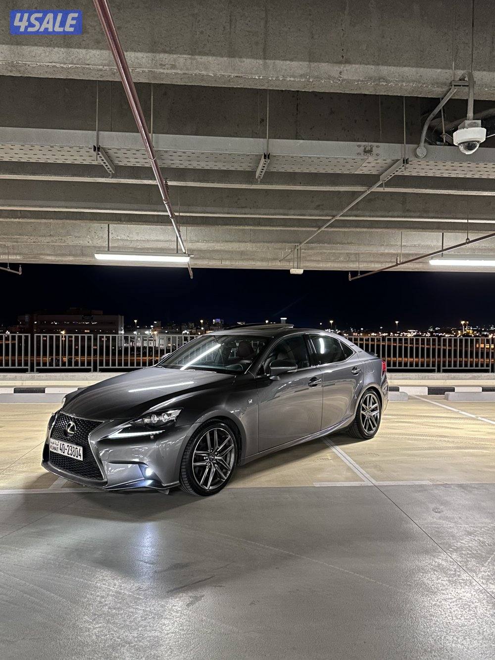 للبيع لكزس is350Fsport2