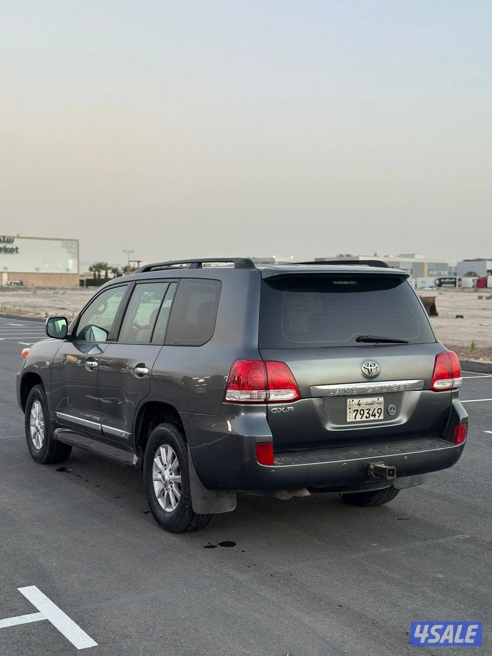 لاند موديل 2010 بحالة المصنع 🔥4