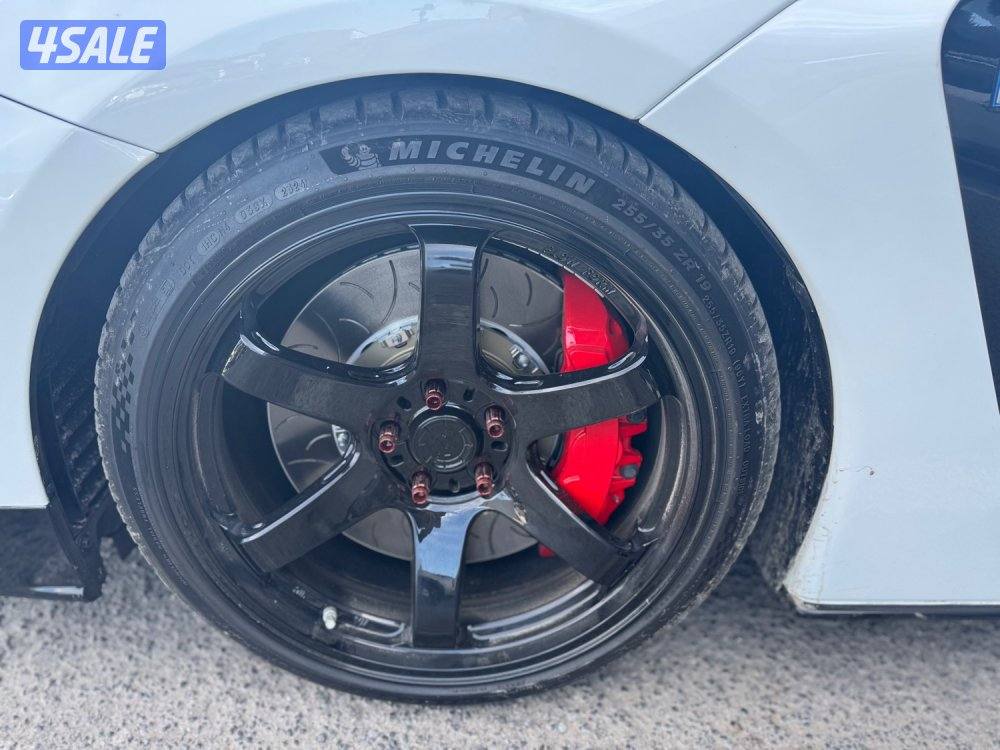 للبيع رنجات حجم 19 او للبدل مع رنقات لكزس وكاله RCF20200