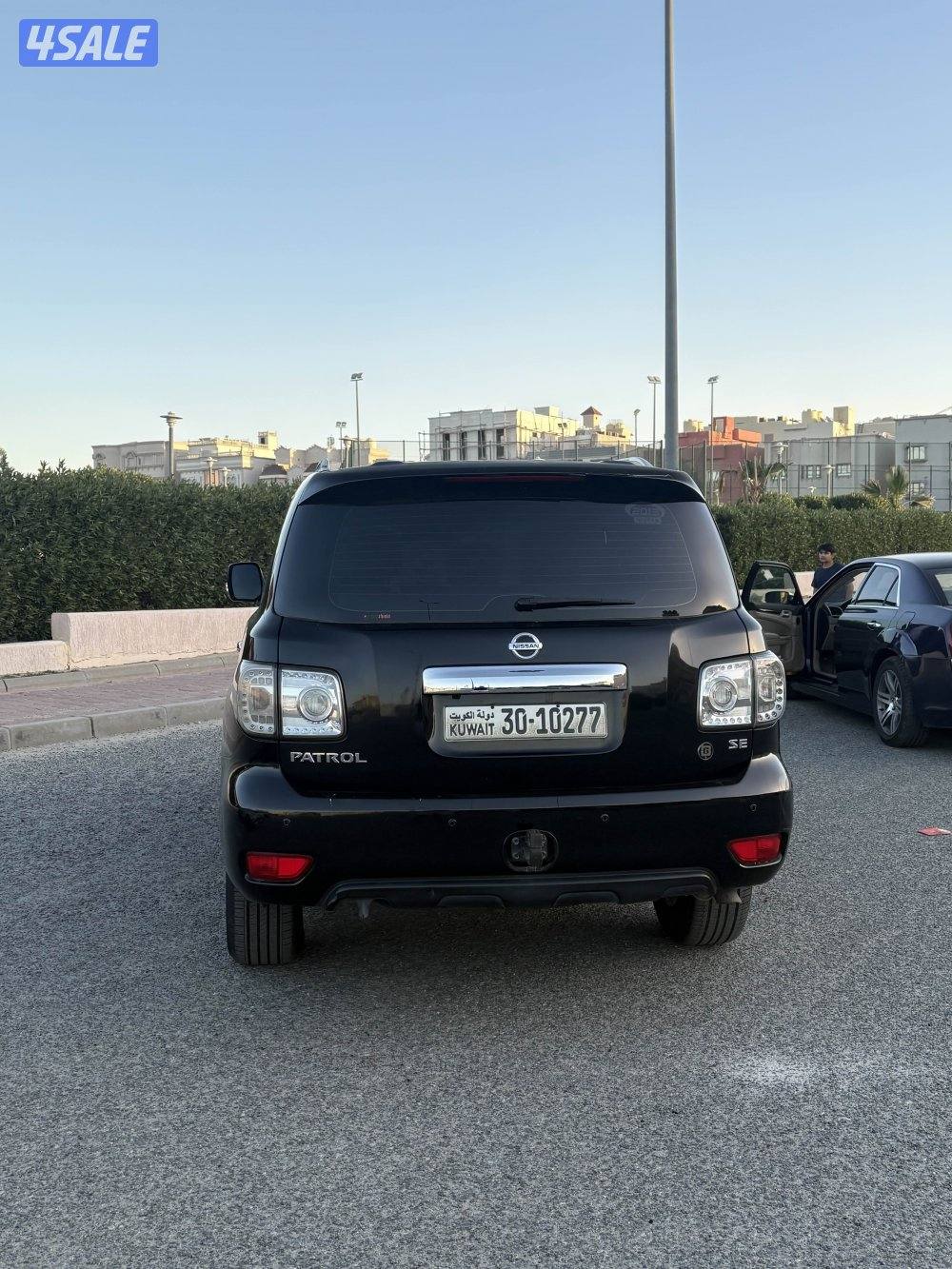 للبيع باترول موديل ٢٠١٣ se اسود ماشي ٢٥٧ فتحه ثلاجه بصمة شرط فحص قير م3