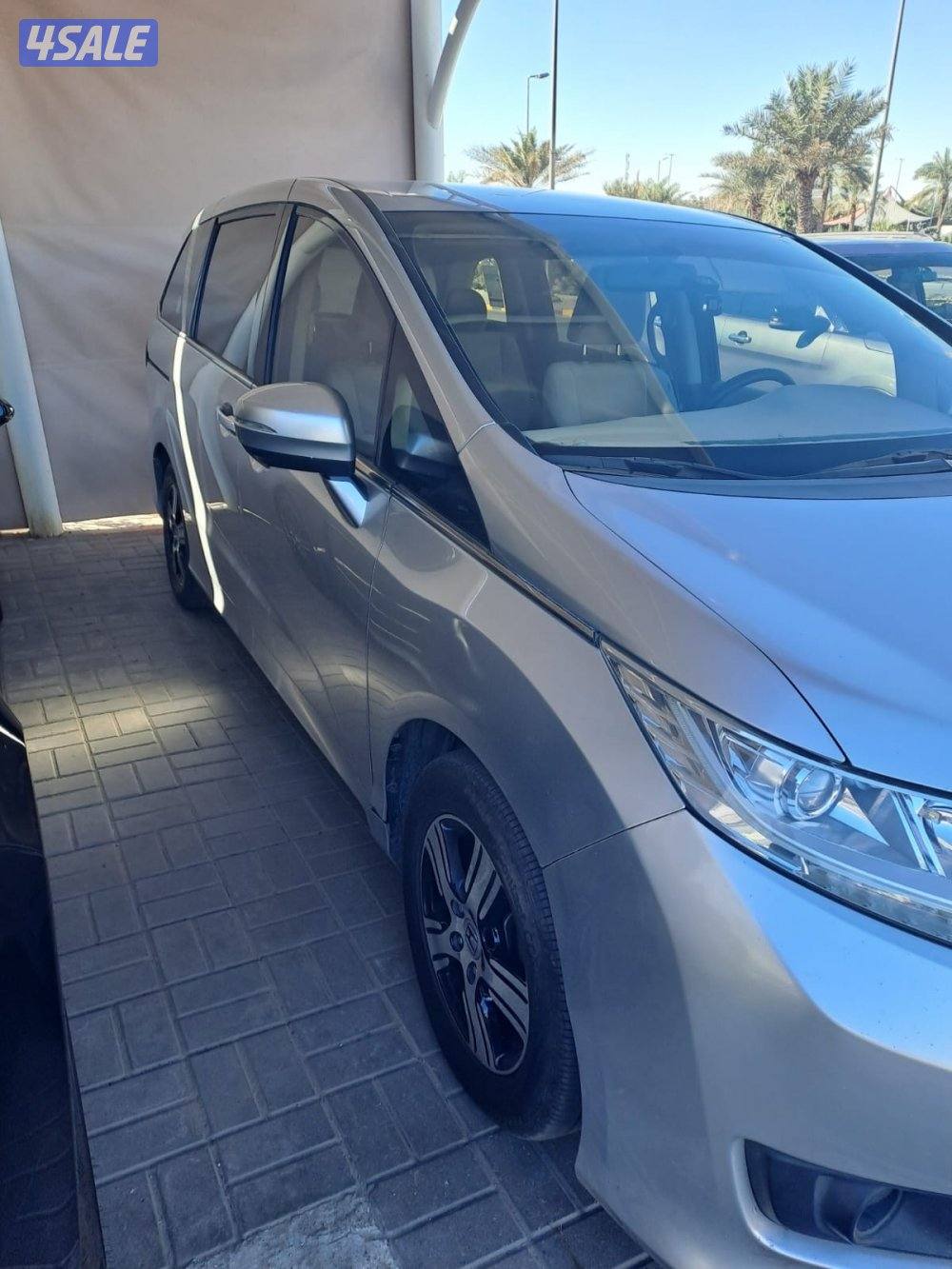 هوندا اوديس  ٢٠١٧  ماشيه ١٥٠ الف.  شرط الفحص مطلوب ٣٠٠٠0